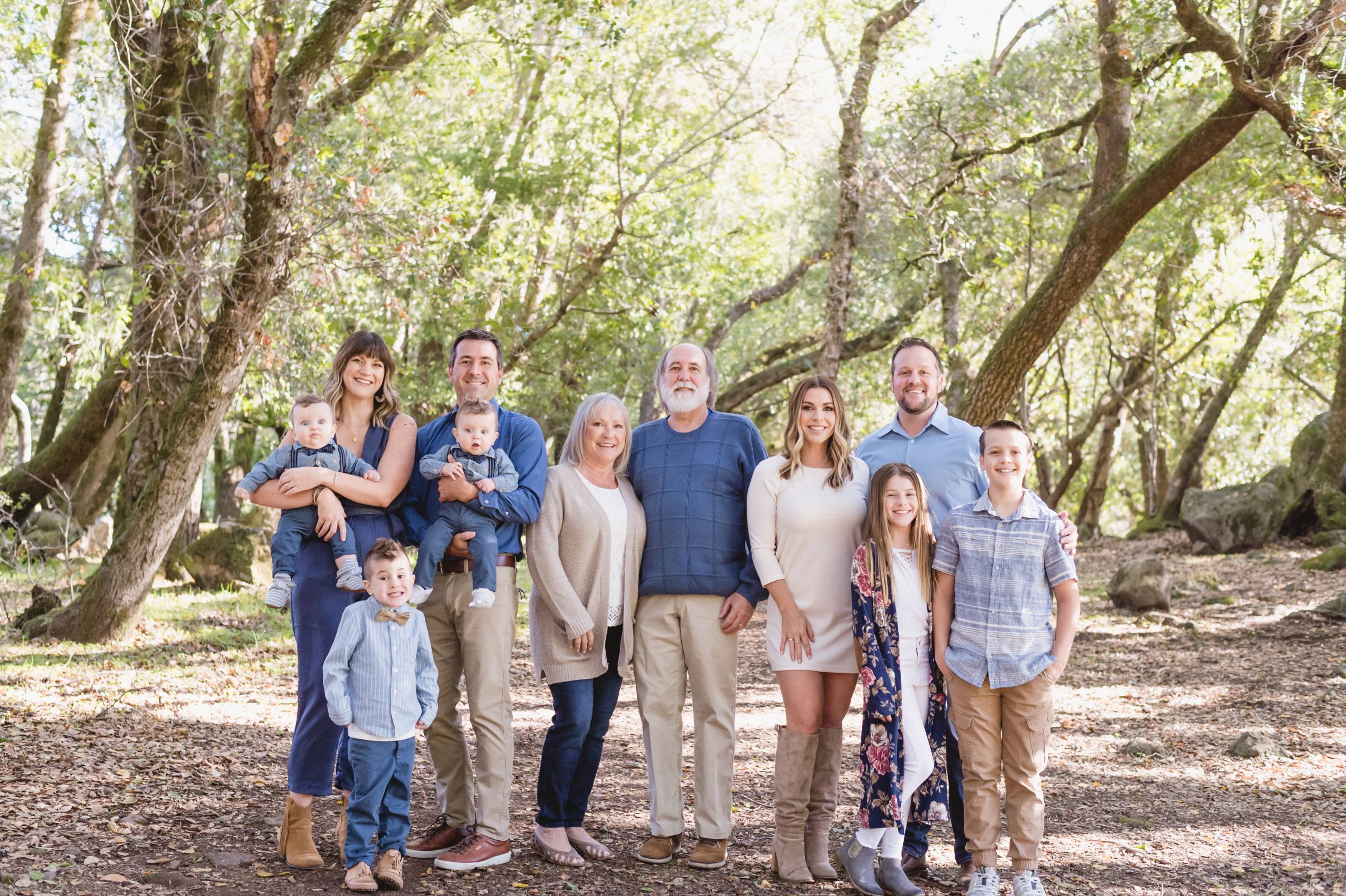 201223FamilyHiddenValleyParkSantaRosa-328 FAMILY PORTRAITS: How to prepare, How to pick outfits, and everything in between