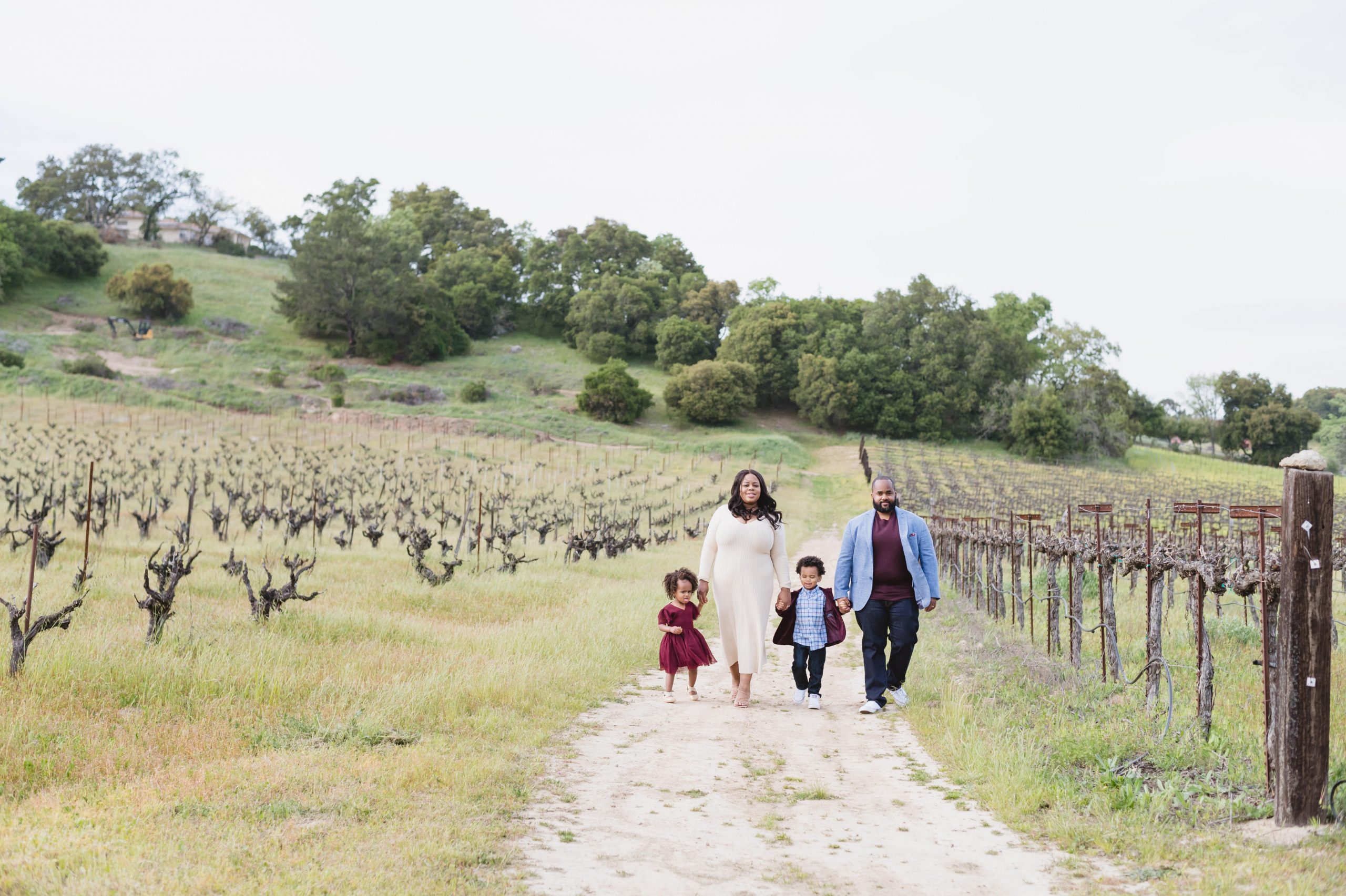 Capturing Memories: Why You Should Make Family Photos a Priority