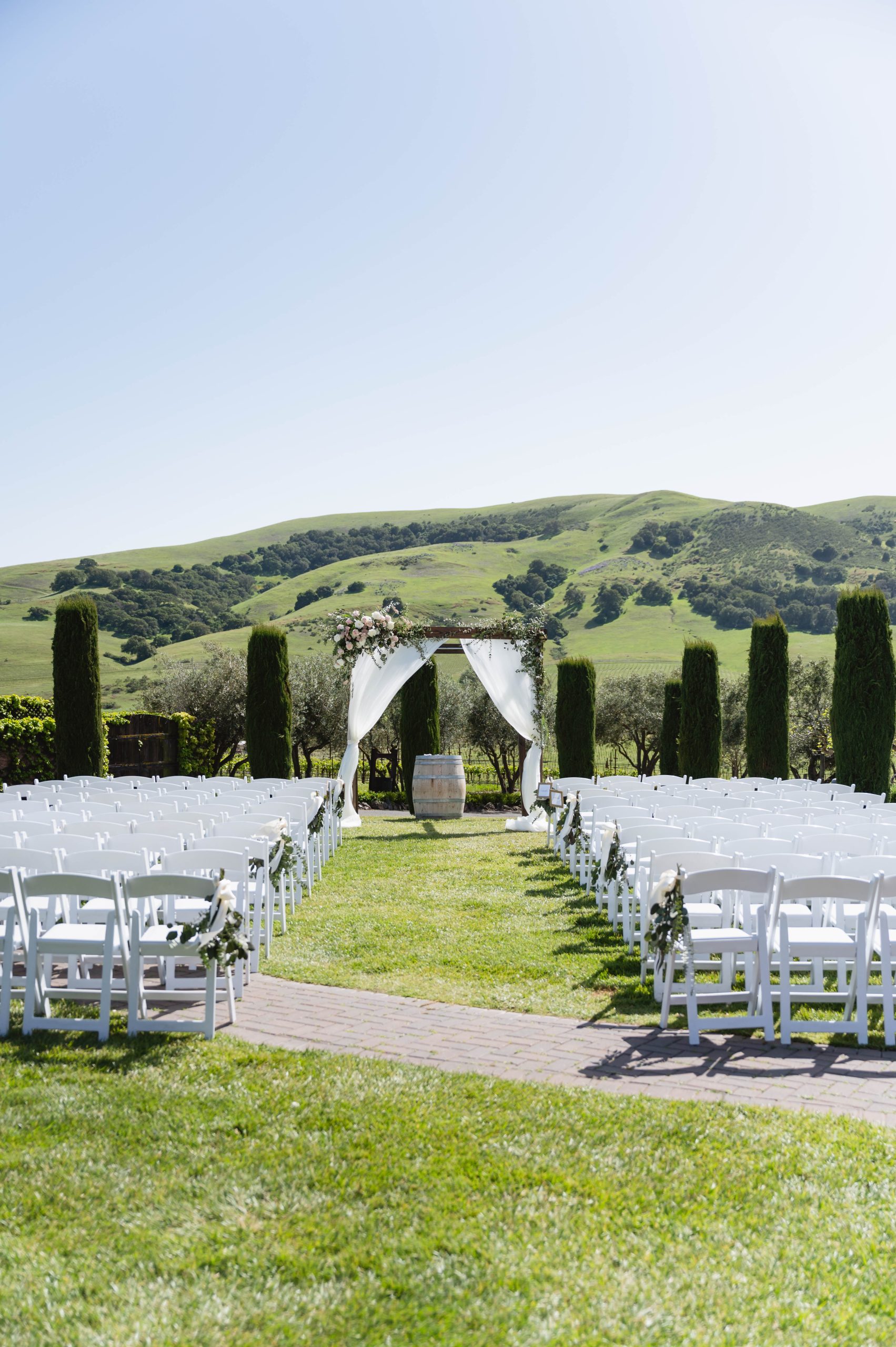 Ceremony Soft Romantic + Minimalistic Wedding at Viansa Winery in Sonoma Jen Vazquez Photography