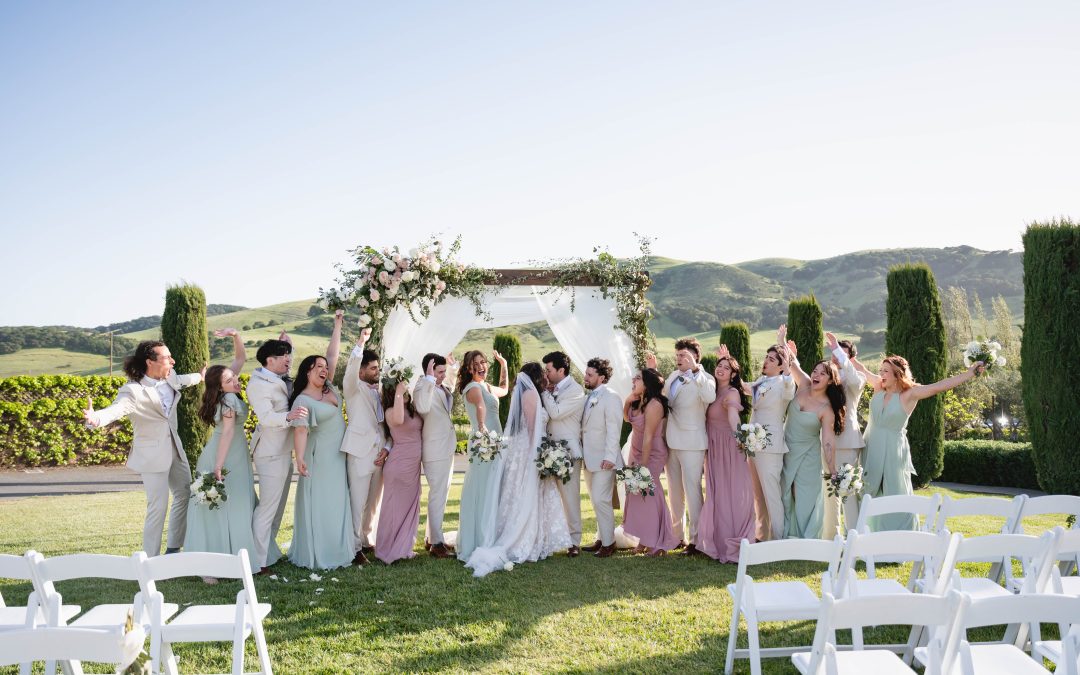 Soft Romantic + Minimalistic Wedding at Viansa Winery in Sonoma | Kassandra + Kevin