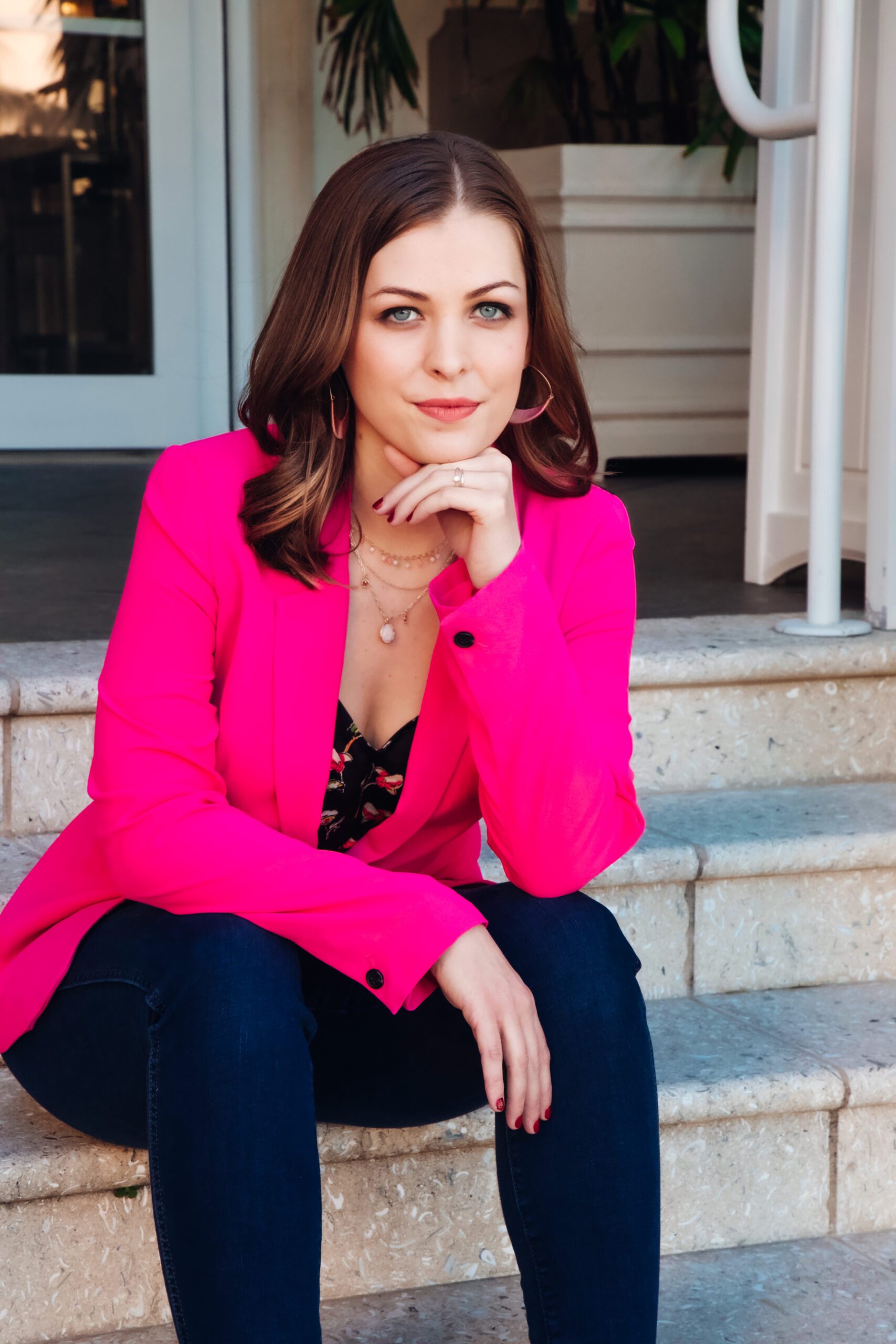 281 | How Podcast Guesting Can Skyrocket Your Visibility and Revenue: Expert Tips from Jessica Rhodes